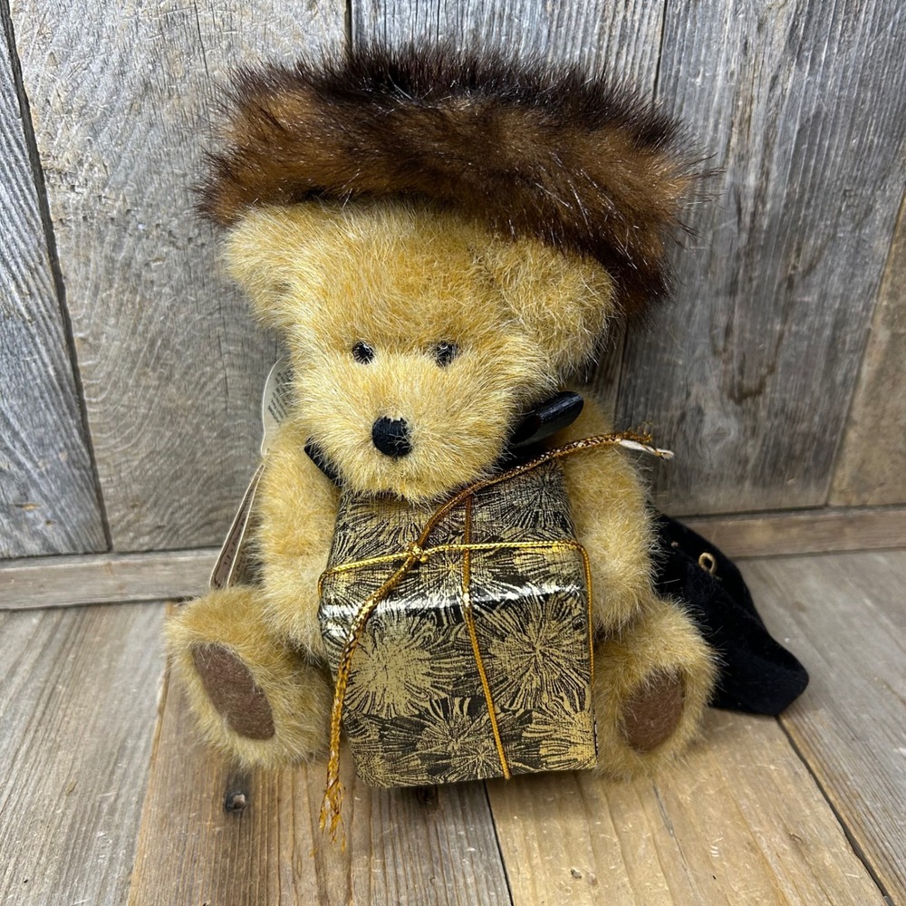 Boyds Bears Ivanna Spendalot 903401 T.J.'s Best Dressed Plush Teddy Bear 8" NWT‎